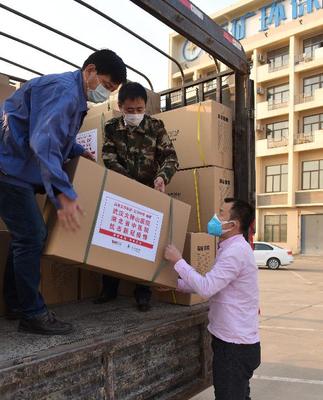 阳光龙净集团西矿环保捐赠的500套空气净化器陆续运抵武汉